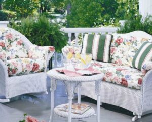 Lloyd Flanders Keepsake Cushions